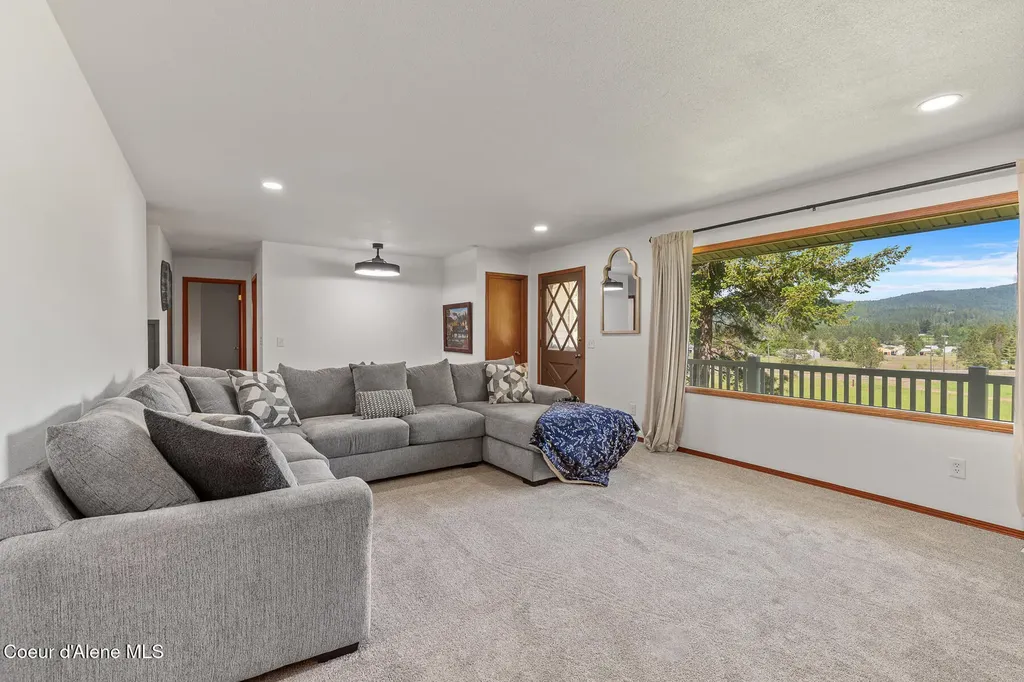 13874 N Idaho Road Rathdrum ID 83858