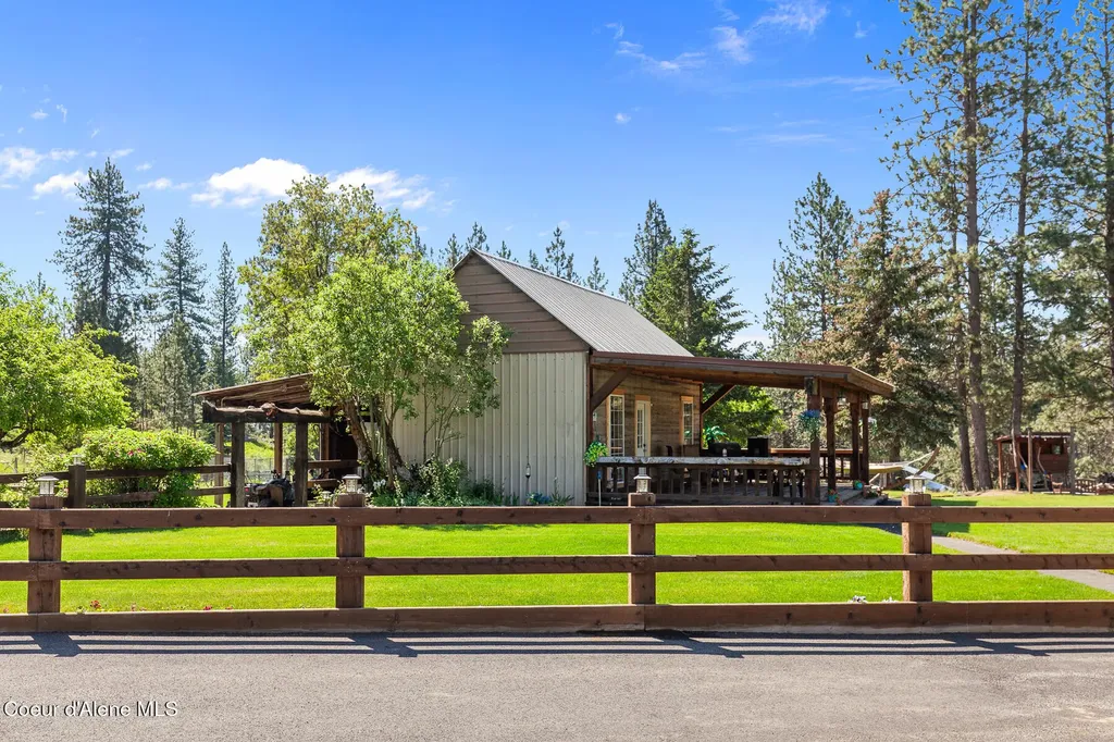13874 N Idaho Road Rathdrum ID 83858