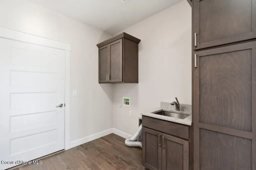 13980 N Rainier Loop Rathdrum ID 83858