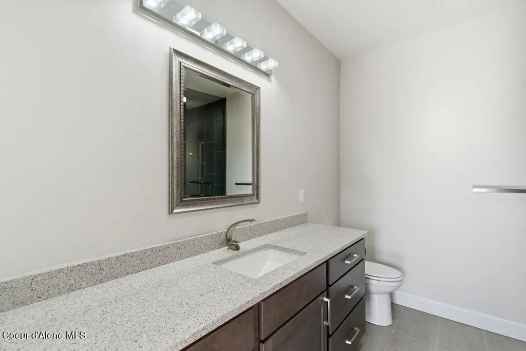 13980 N Rainier Loop Rathdrum ID 83858