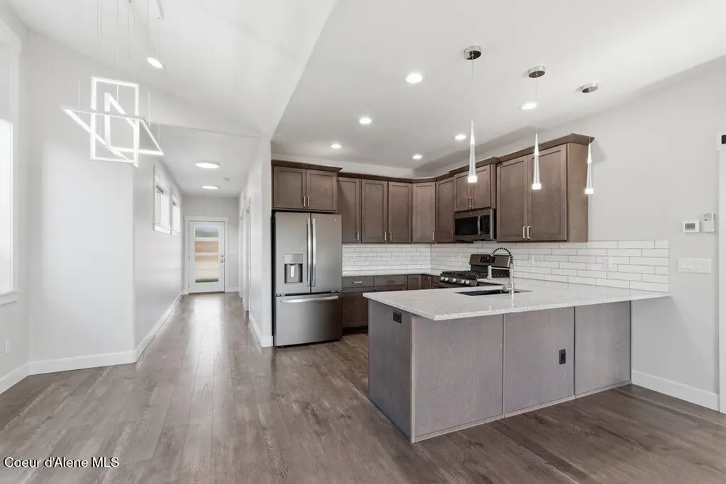 13980 N Rainier Loop Rathdrum ID 83858