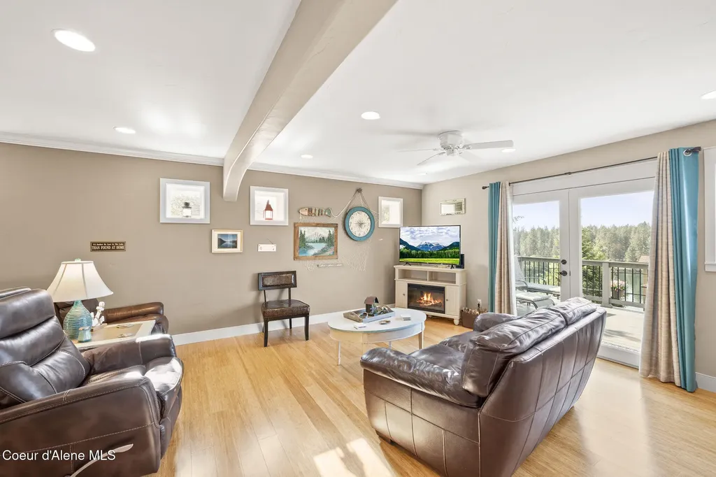 2272 E Upper Hayden Lake Road Hayden ID 83835