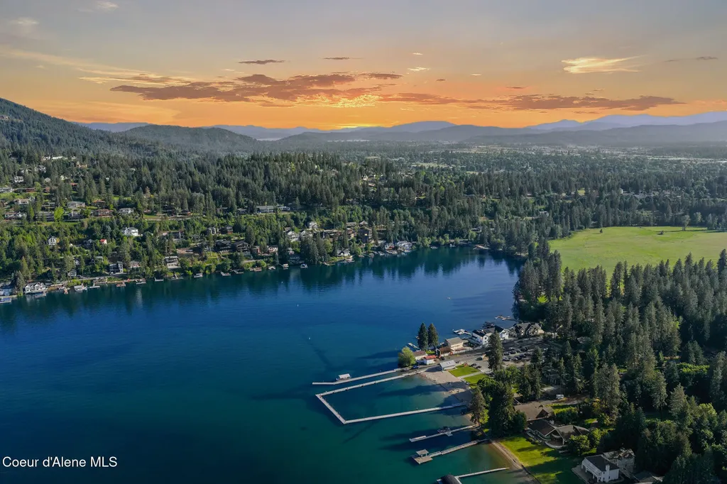 2272 E Upper Hayden Lake Road Hayden ID 83835