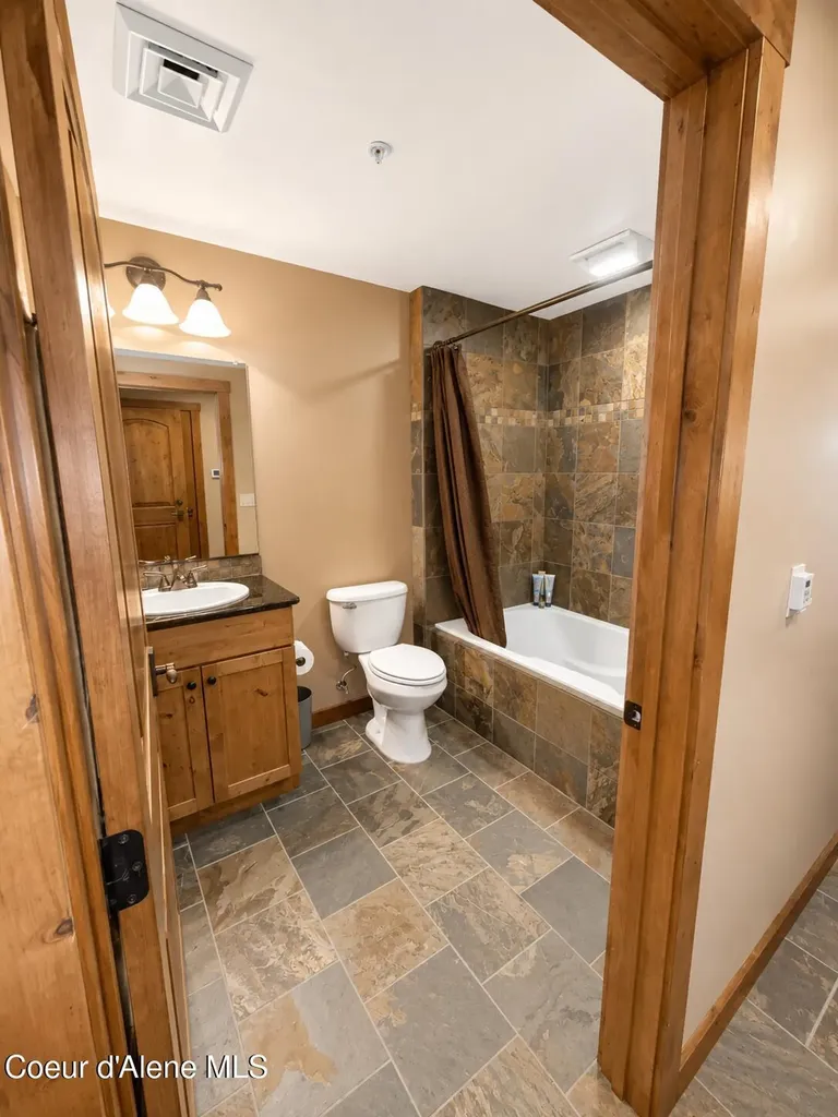 834 Mckinley Avenue W Kellogg ID 83837