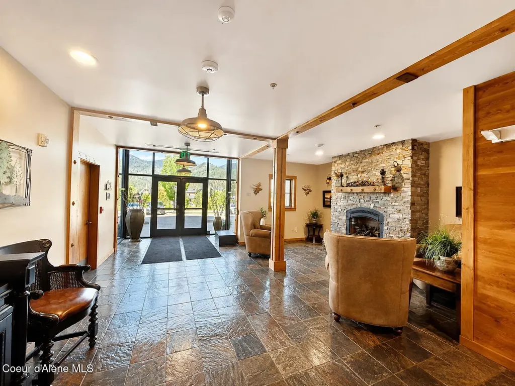 834 Mckinley Avenue W Kellogg ID 83837