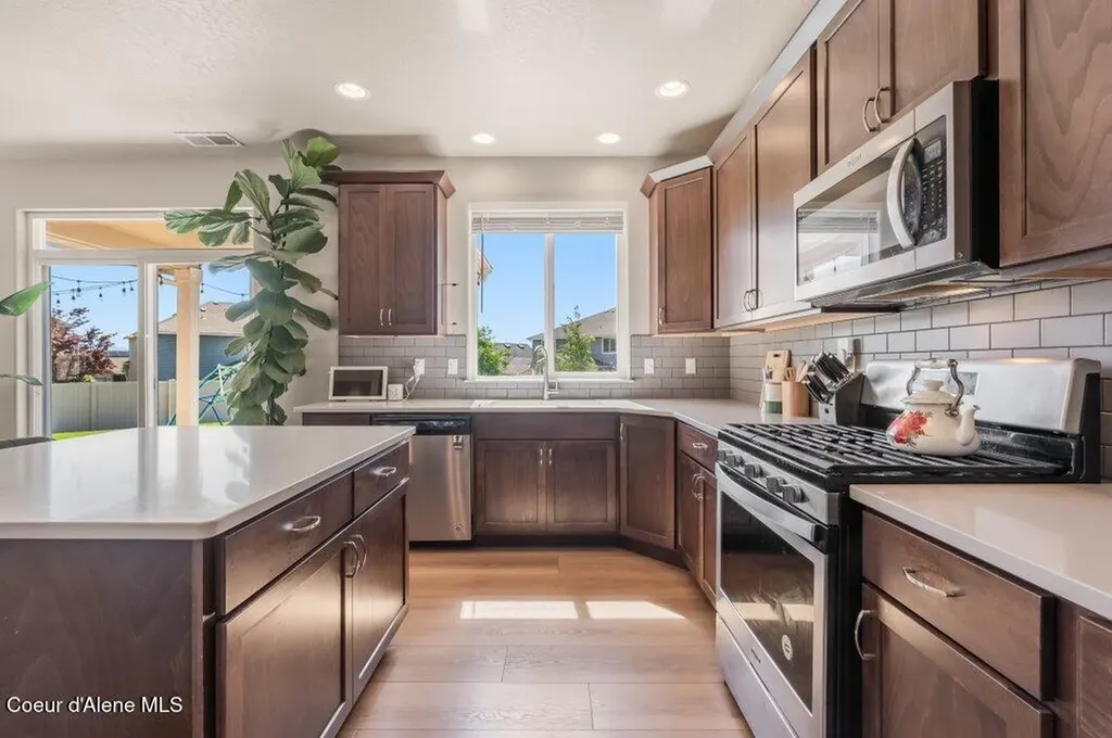 616 E Beecher Avenue Post Falls ID 83854