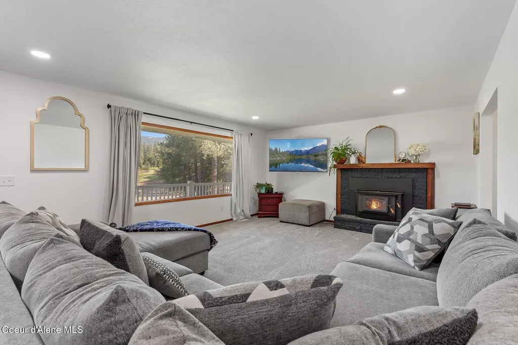 13874 N Idaho Road Rathdrum ID 83858