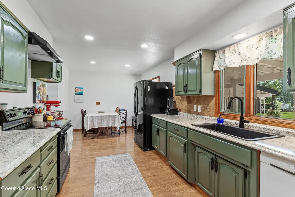 13874 N Idaho Road Rathdrum ID 83858