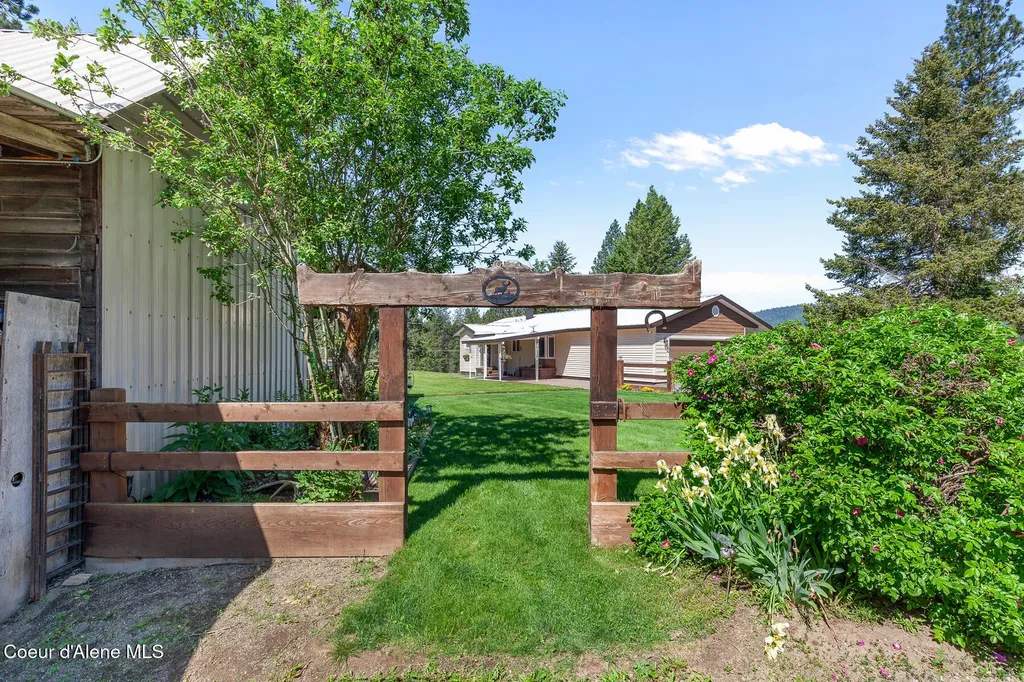 13874 N Idaho Road Rathdrum ID 83858