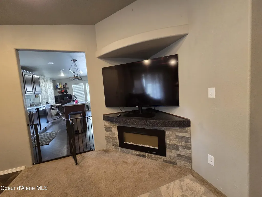 32734 N 10th Avenue Spirit Lake ID 83869