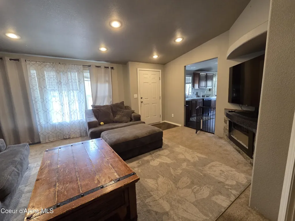 32734 N 10th Avenue Spirit Lake ID 83869