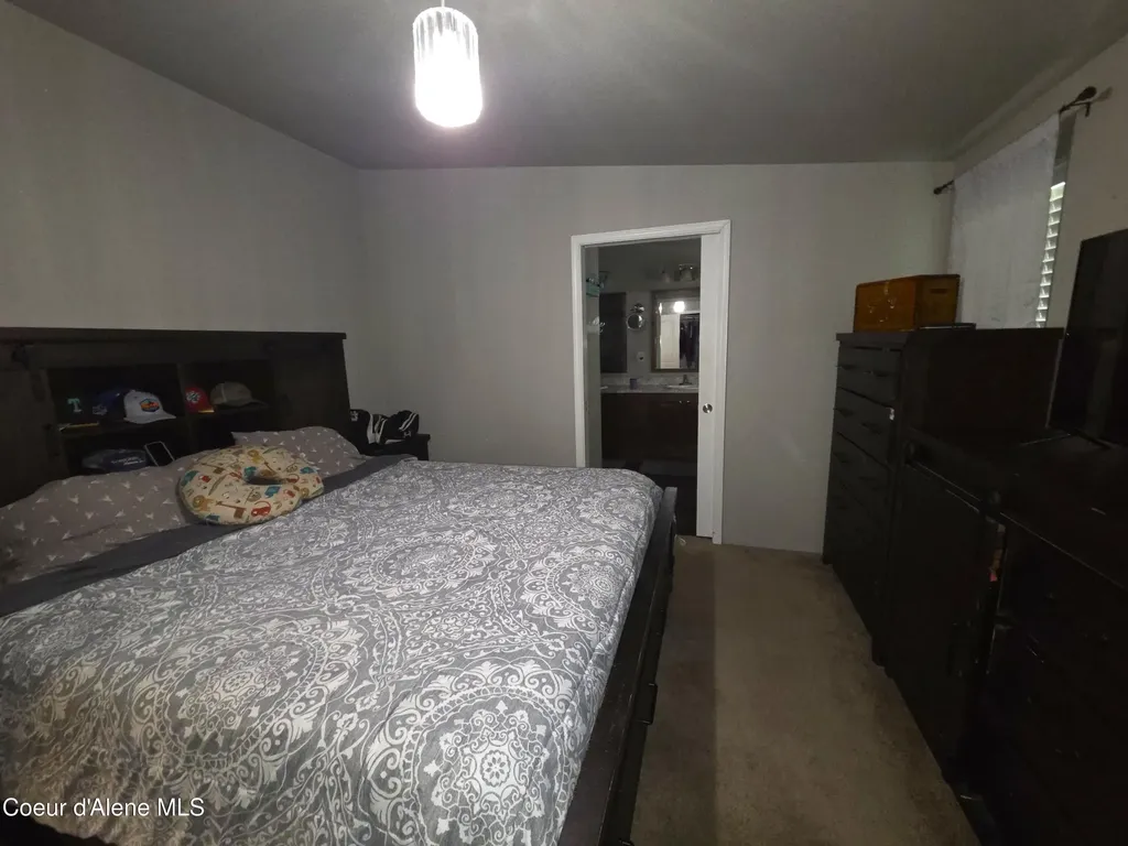 32734 N 10th Avenue Spirit Lake ID 83869