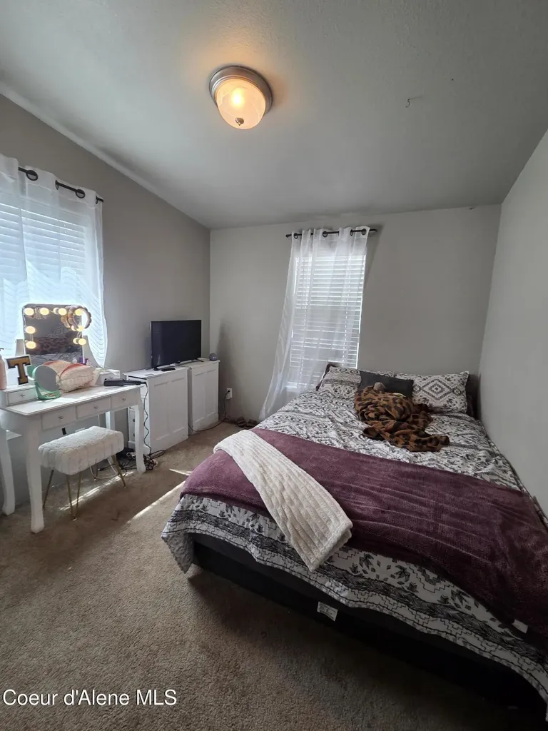 32734 N 10th Avenue Spirit Lake ID 83869