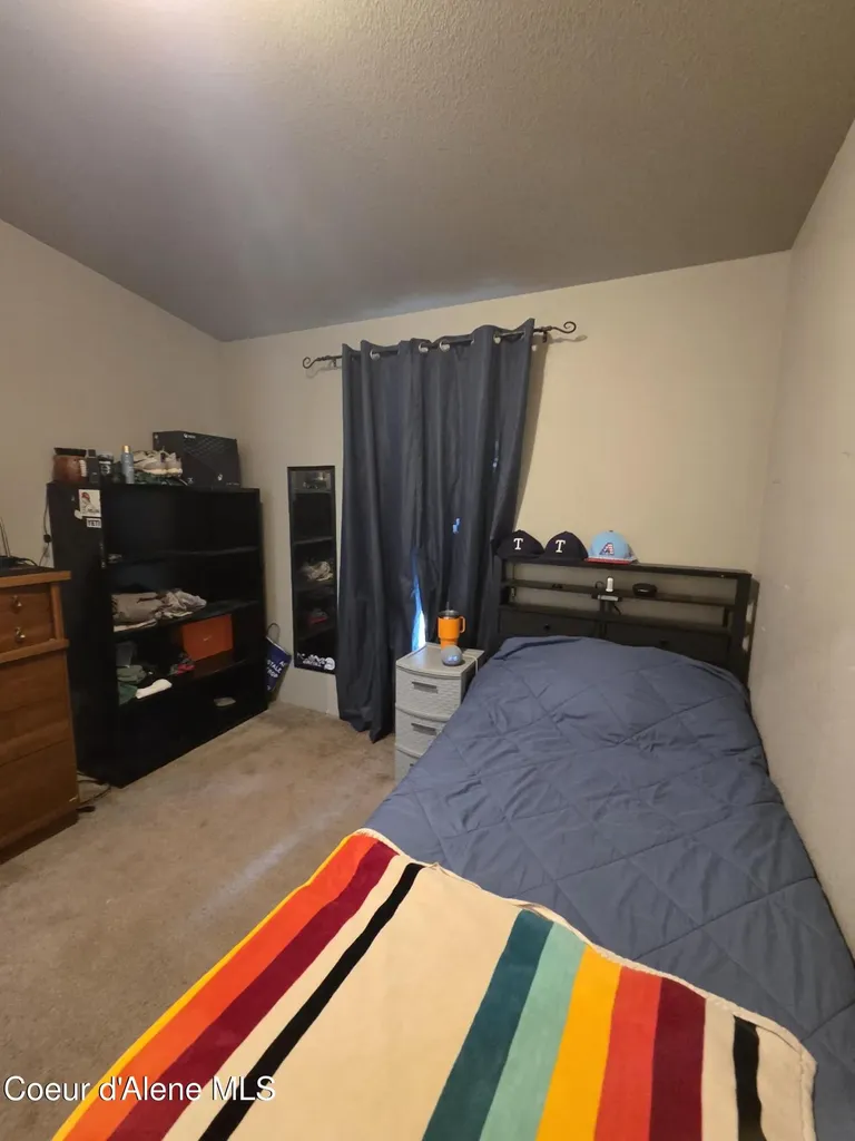 32734 N 10th Avenue Spirit Lake ID 83869