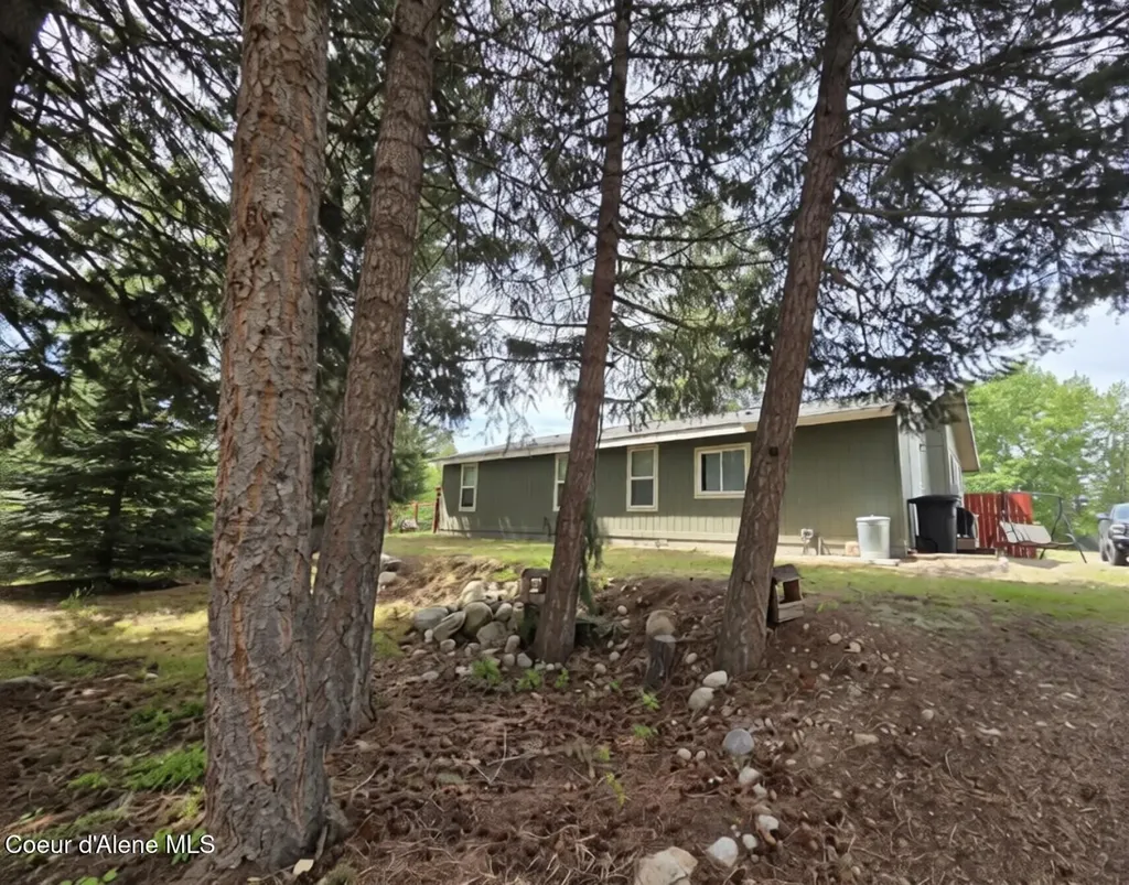 32734 N 10th Avenue Spirit Lake ID 83869