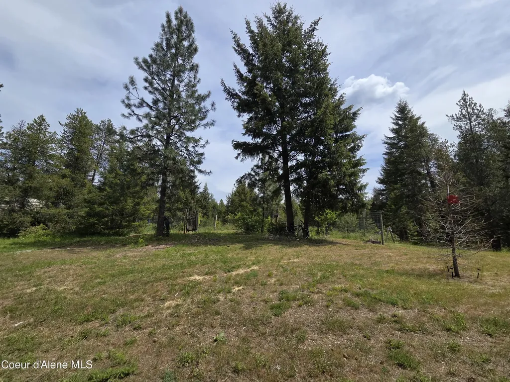 32734 N 10th Avenue Spirit Lake ID 83869