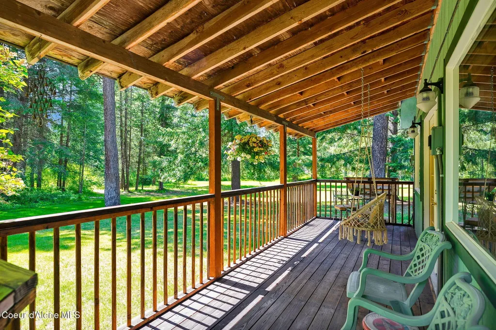 24805 N Cedar Mountain Road Athol ID 83801