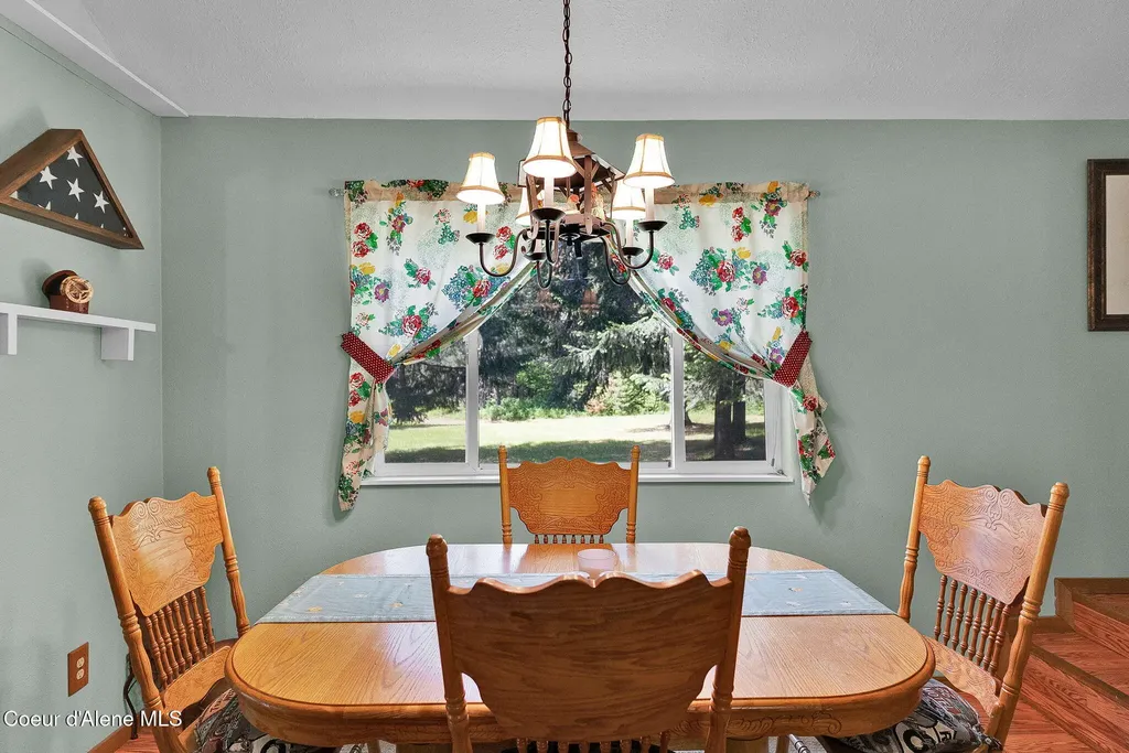 24805 N Cedar Mountain Road Athol ID 83801
