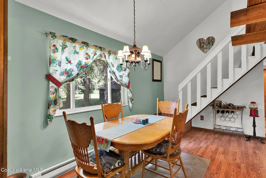 24805 N Cedar Mountain Road Athol ID 83801