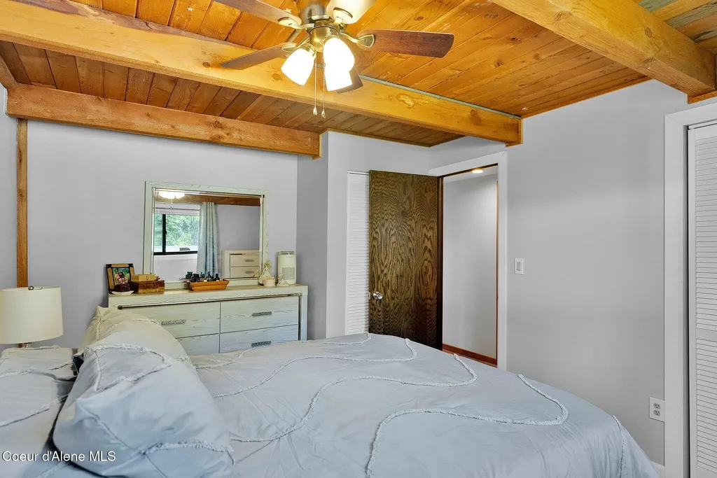 24805 N Cedar Mountain Road Athol ID 83801