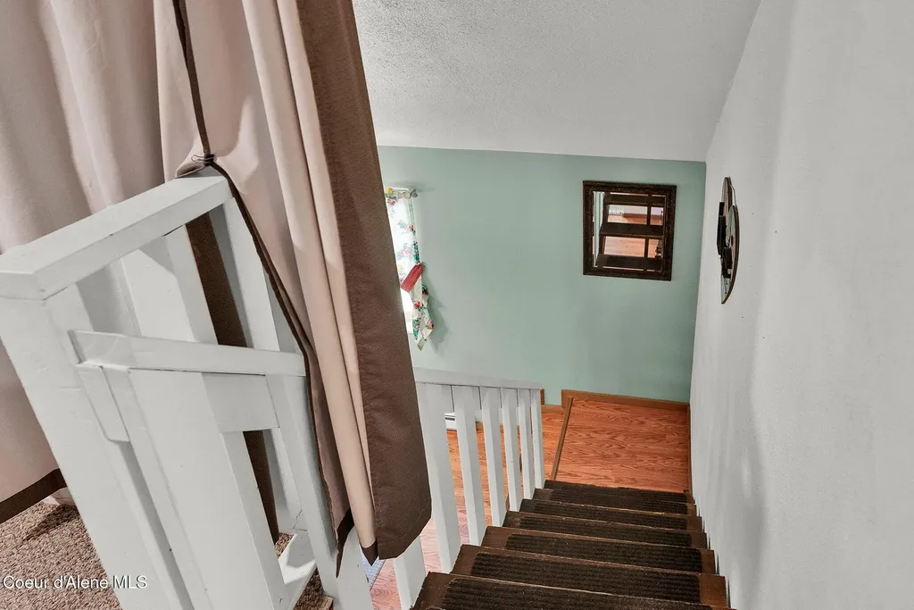 24805 N Cedar Mountain Road Athol ID 83801