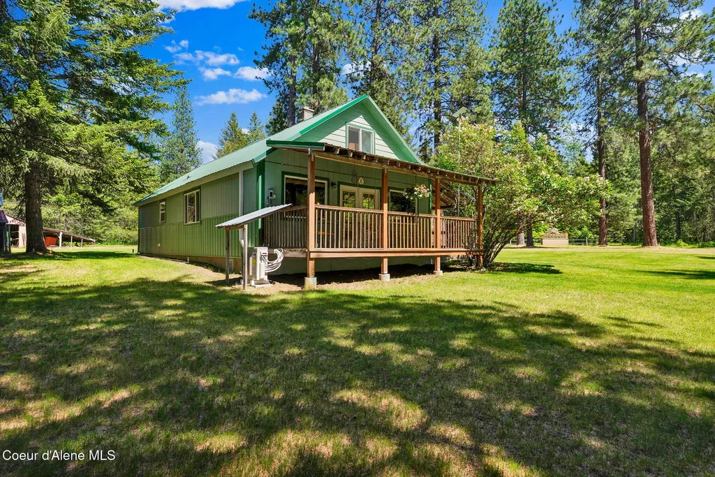 24805 N Cedar Mountain Road Athol ID 83801