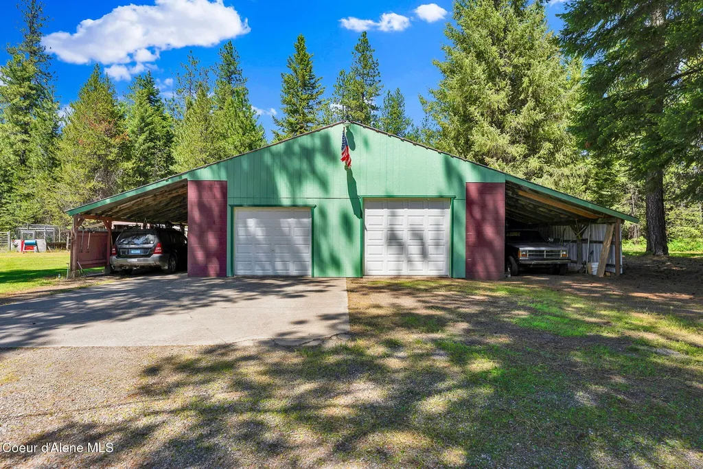 24805 N Cedar Mountain Road Athol ID 83801
