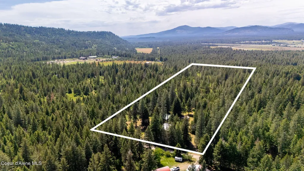 24805 N Cedar Mountain Road Athol ID 83801