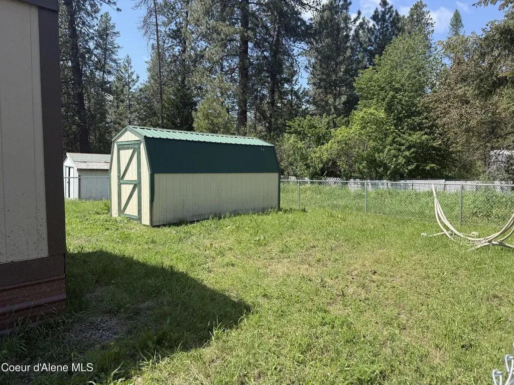 5405 E Grove Avenue Athol ID 83801