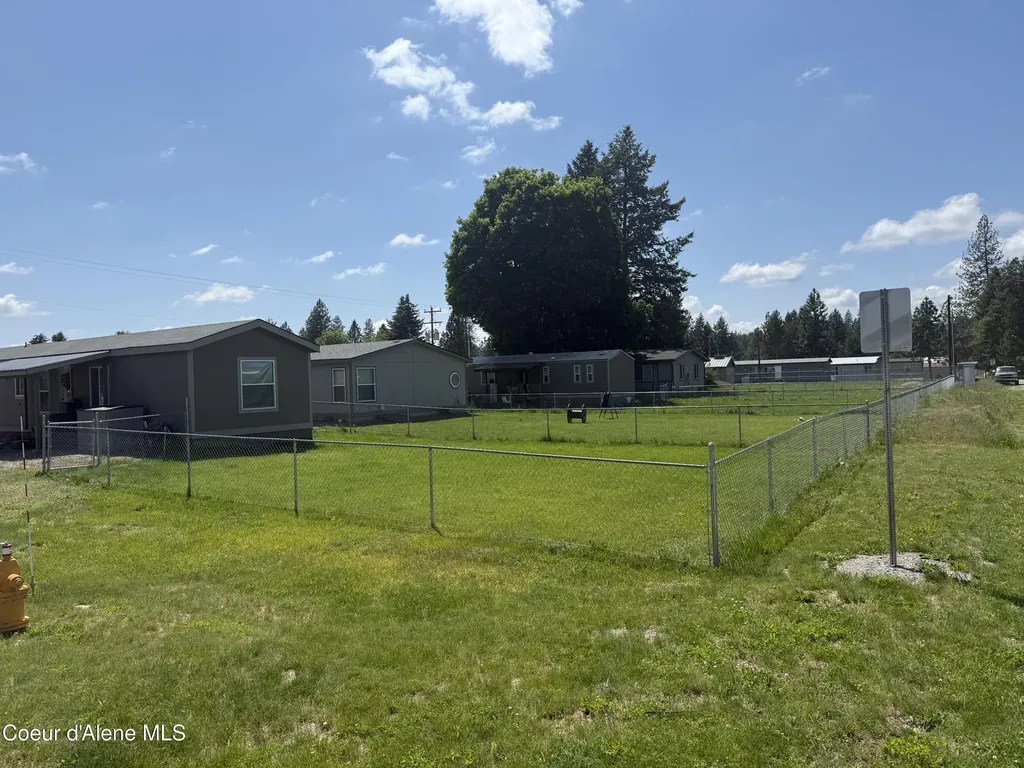 5405 E Grove Avenue Athol ID 83801