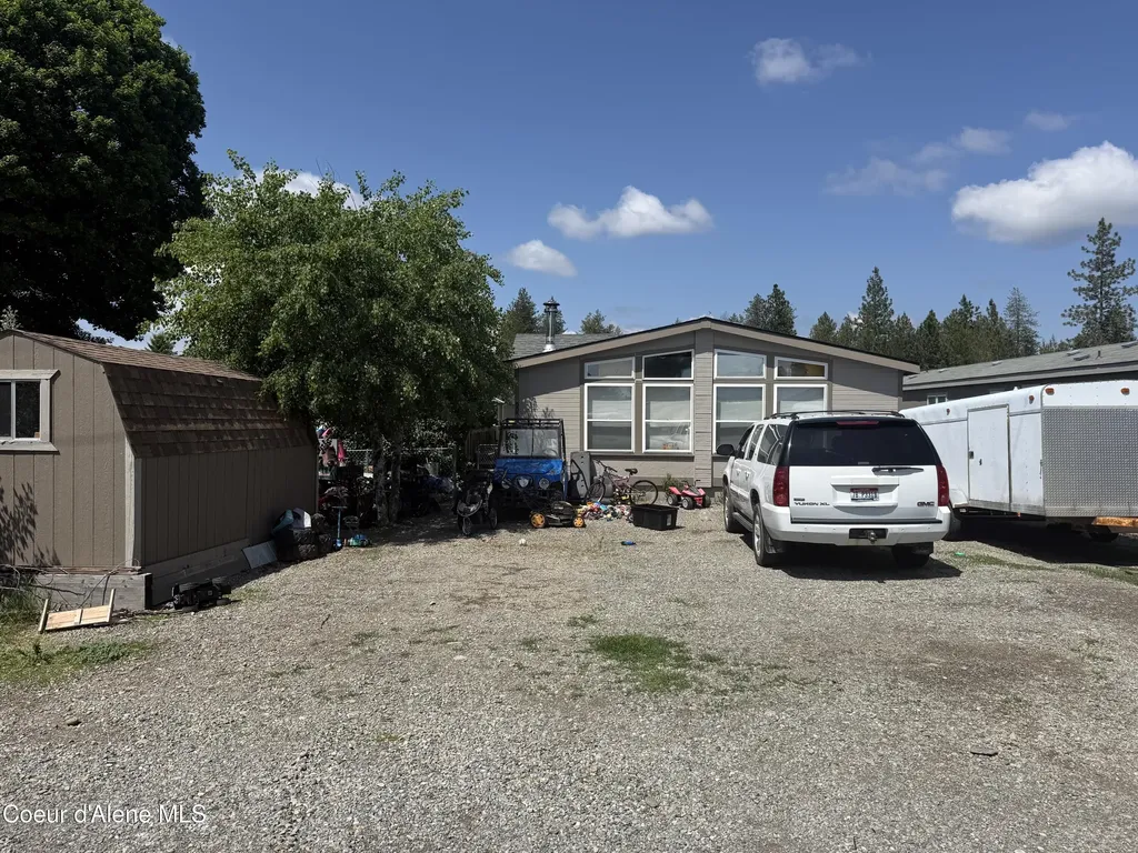 5405 E Grove Avenue Athol ID 83801