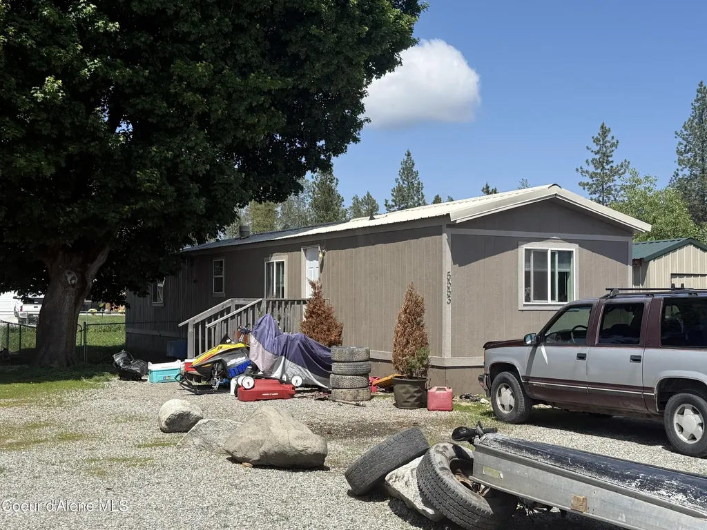 5405 E Grove Avenue Athol ID 83801