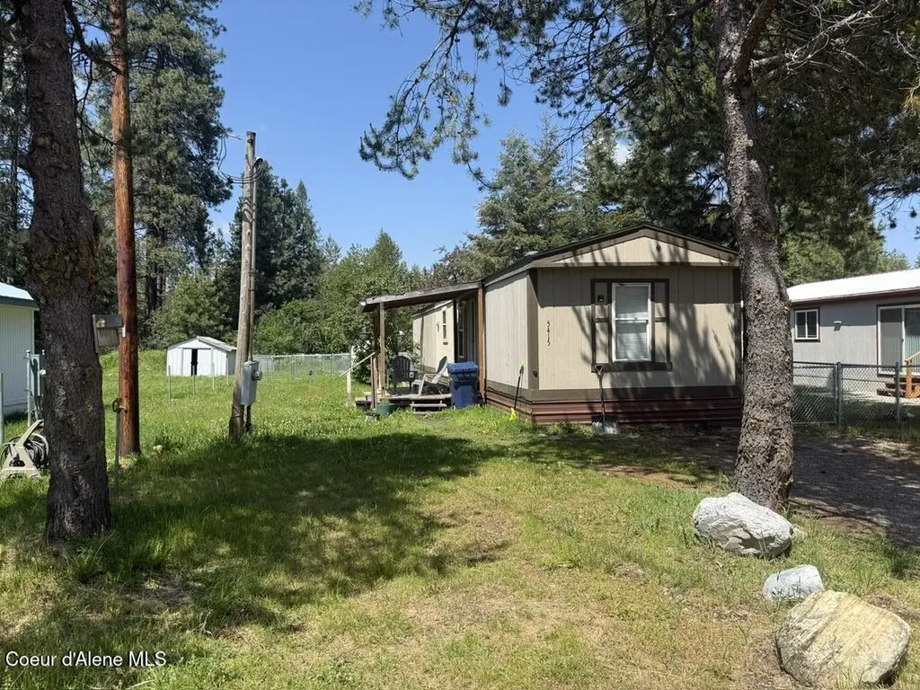 5405 E Grove Avenue Athol ID 83801
