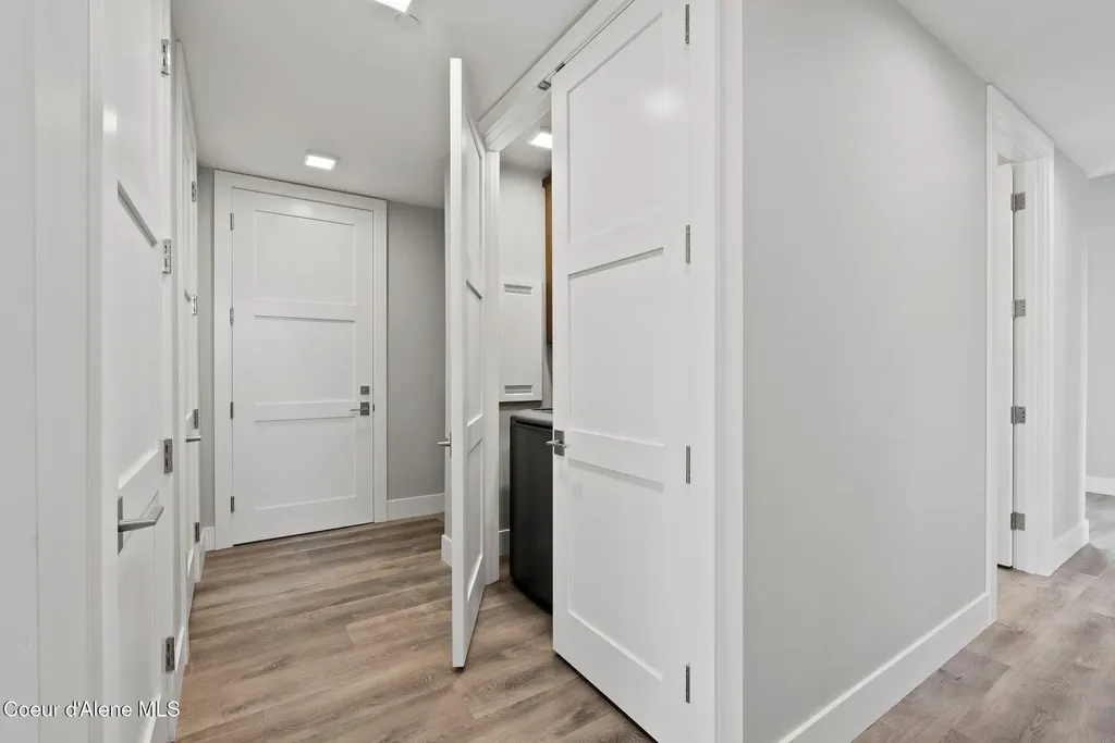 802 Sandpoint Avenue Sandpoint ID 83864