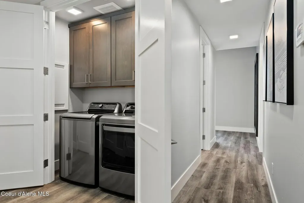 802 Sandpoint Avenue Sandpoint ID 83864