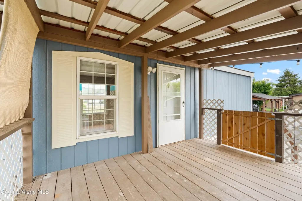 8581 N Angelica Lane Post Falls ID 83854