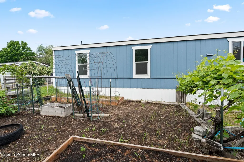 8581 N Angelica Lane Post Falls ID 83854