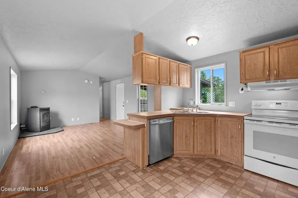 8581 N Angelica Lane Post Falls ID 83854