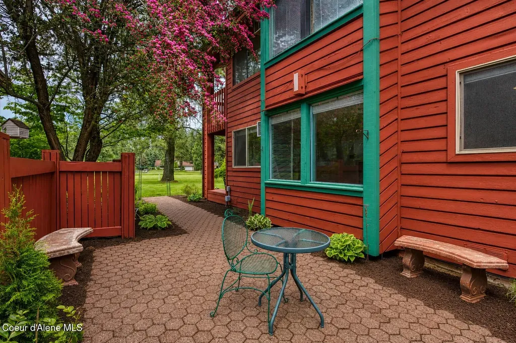 5299 W Green Court Rathdrum ID 83858