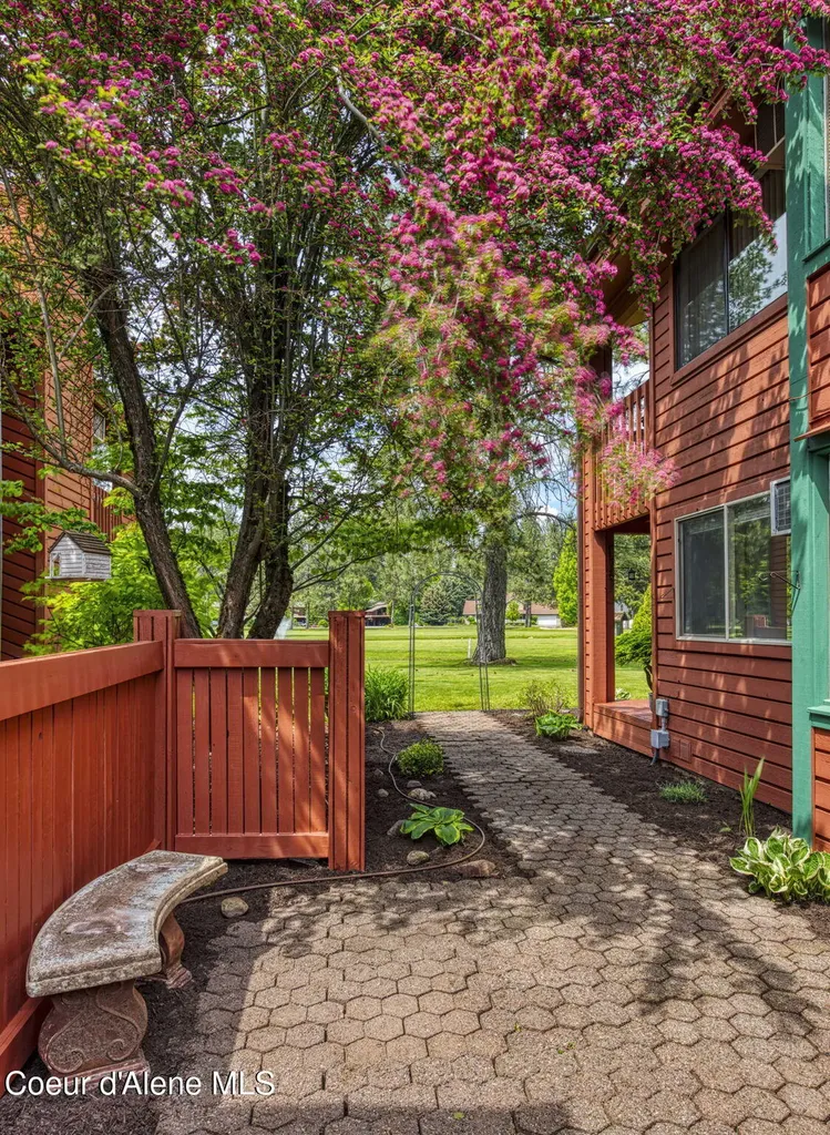 5299 W Green Court Rathdrum ID 83858