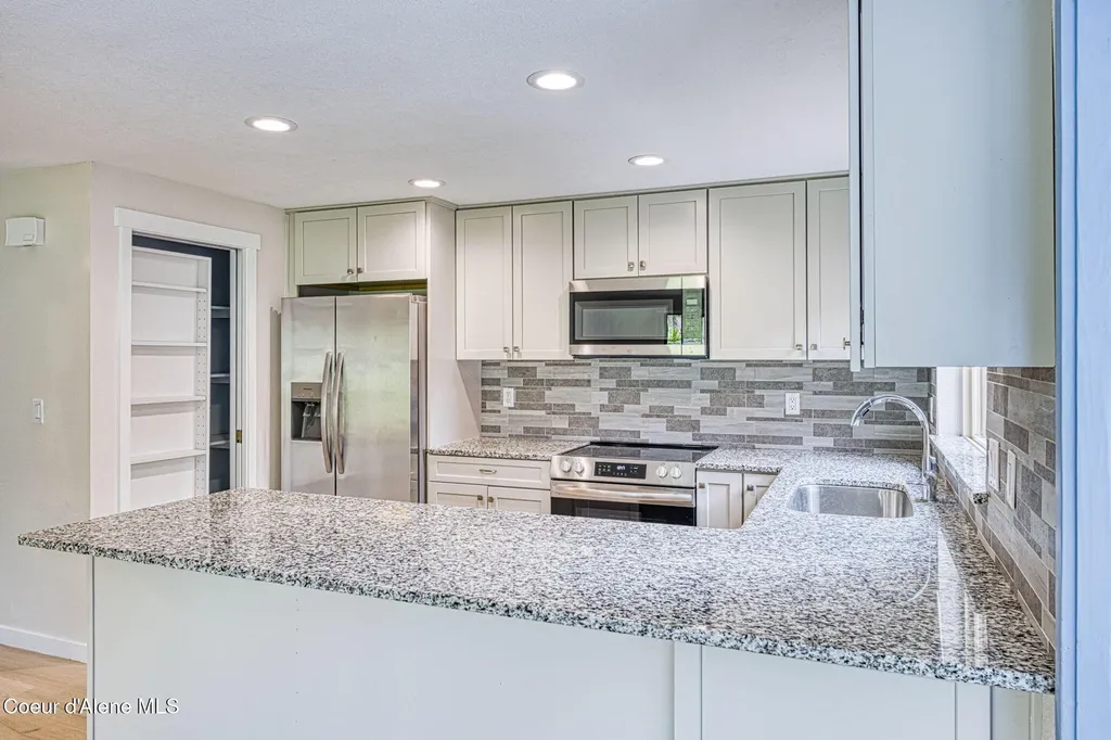 5299 W Green Court Rathdrum ID 83858