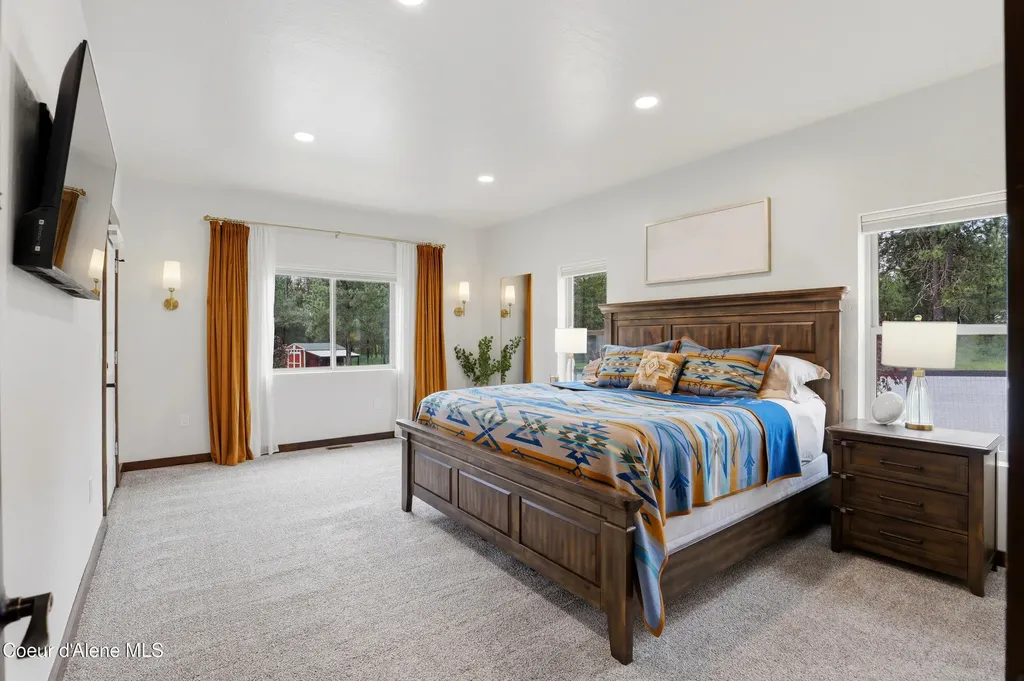 32220 N Sheep Springs Road Athol ID 83801
