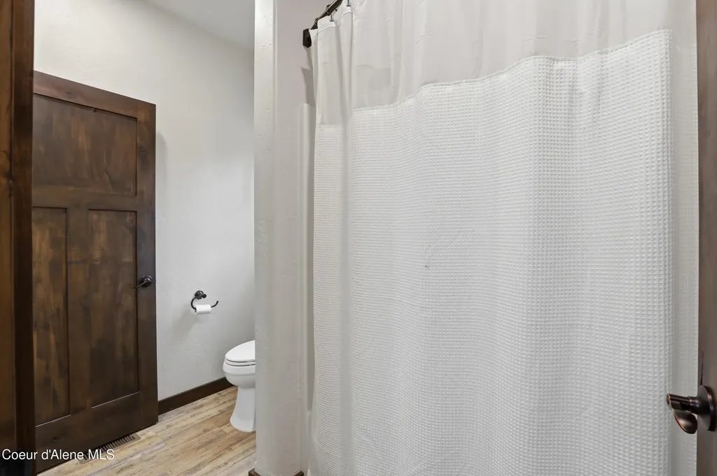 32220 N Sheep Springs Road Athol ID 83801