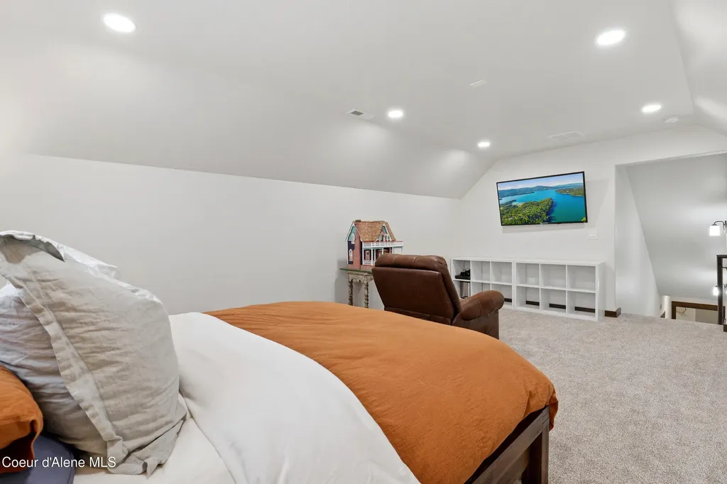 32220 N Sheep Springs Road Athol ID 83801