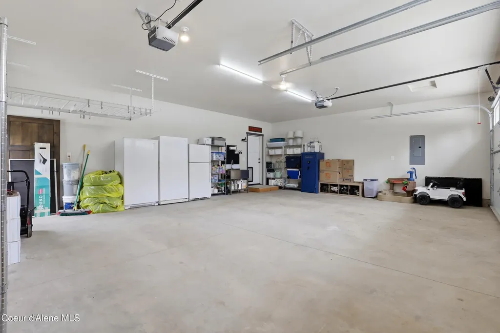 32220 N Sheep Springs Road Athol ID 83801
