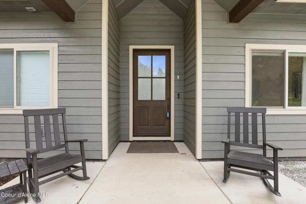 32220 N Sheep Springs Road Athol ID 83801