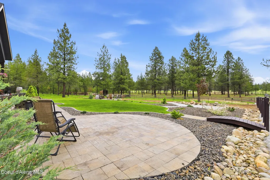 32220 N Sheep Springs Road Athol ID 83801