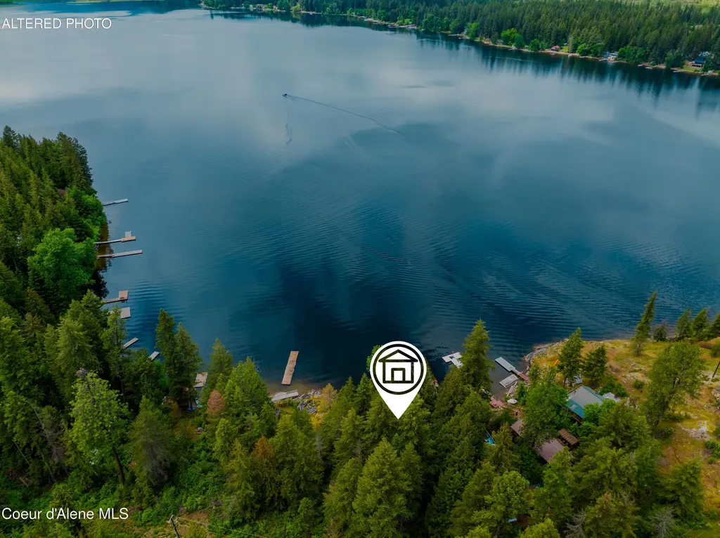 8642 W Upper Twin Lake Shore Road S Rathdrum ID 83858