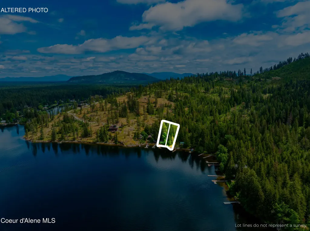8642 W Upper Twin Lake Shore Road S Rathdrum ID 83858