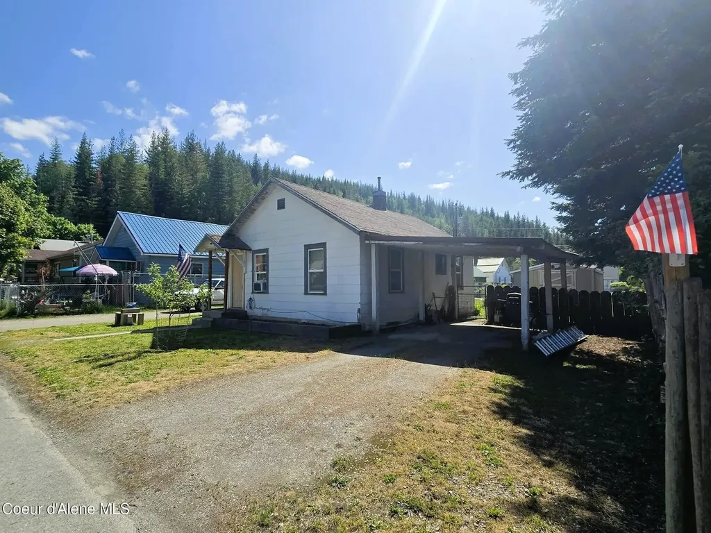 116 E Street Smelterville ID 83868